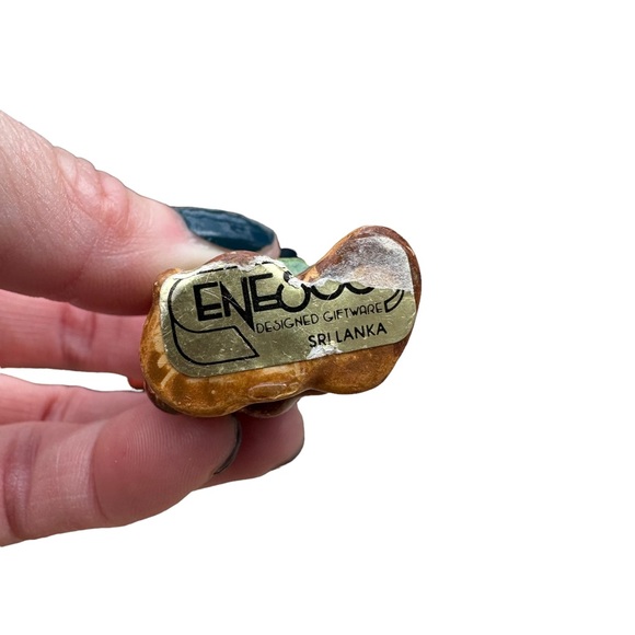 Enesco Nativity Scene Christmas Ceramic 2” - Picture 7 of 12